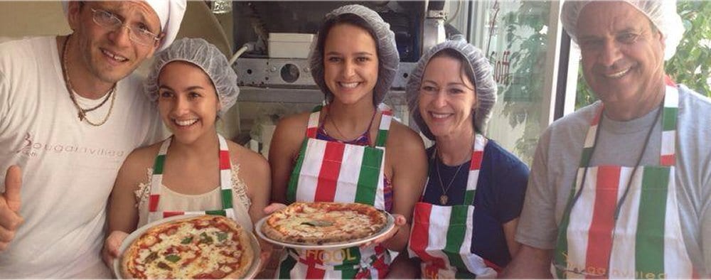 Sorrento: Pizza making