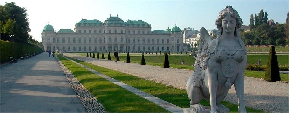 Vienna: Palace grounds