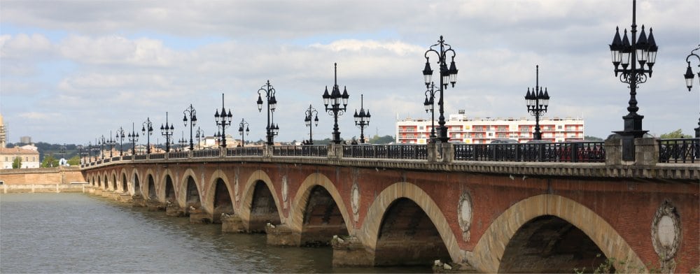 Bordeaux: Bridge