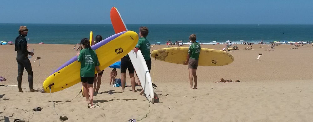 Biarritz Teens Surfing