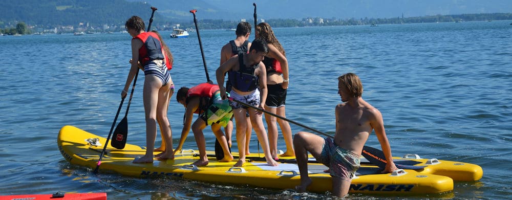 Lindau Teens: Paddle boarding on the lake