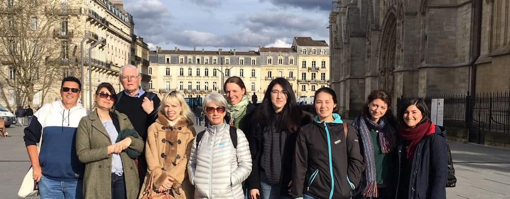 Bordeaux: Monday tour of the city